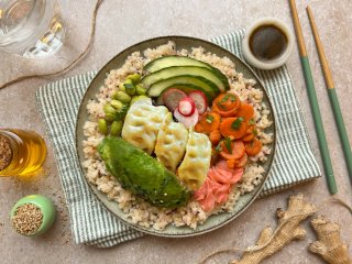 Gyoza veggie bowl