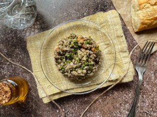 Salade de lentilles et carottes au sésame noir