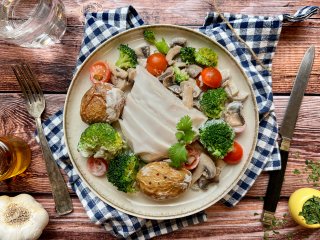 Poulet en crème de champignons et pommes grenailles