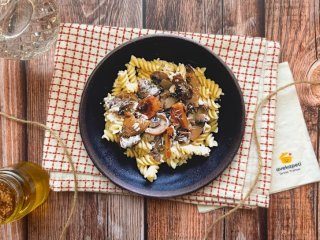 Torsades et champignons arrabbiata