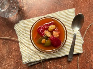 Salade de fraises menthe et grenades