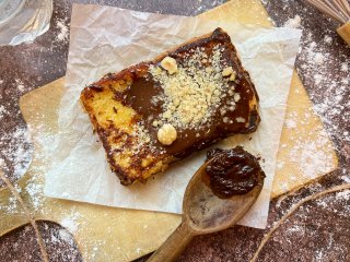 Brioche perdue au chocolat et aux noix