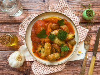 Poulet grillé au romarin et grenailles aux champignons